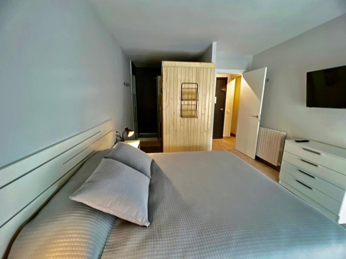 Luxury Sauna By Confortsky Pas De La Casa Bagian luar foto